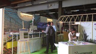 Tout au long du Salon du Végétal, Astredhor présentait sur son stand différents travaux de recherche dont C@sper, Pautorose ou encore une jardinière connectée. © LH